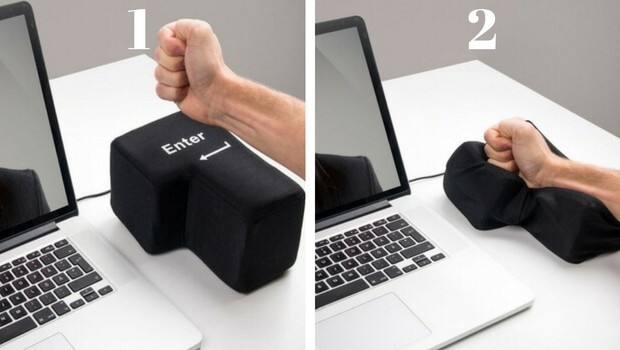 一个巨大的回车键