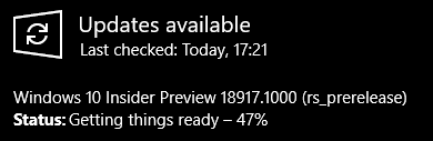 Windows 更新正在安装内部版本