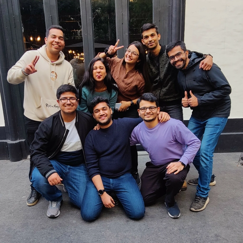 和朋友一起玩得很开心